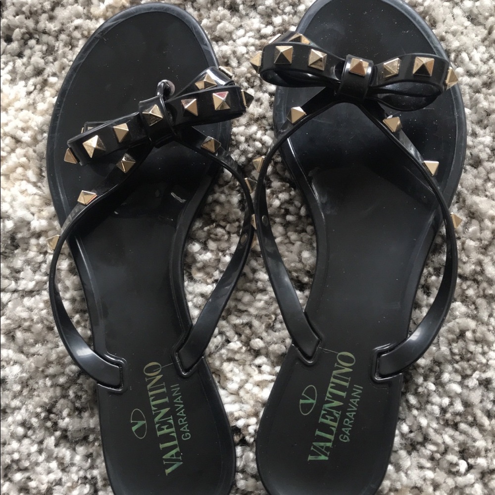 Valentino rockstud flip flops